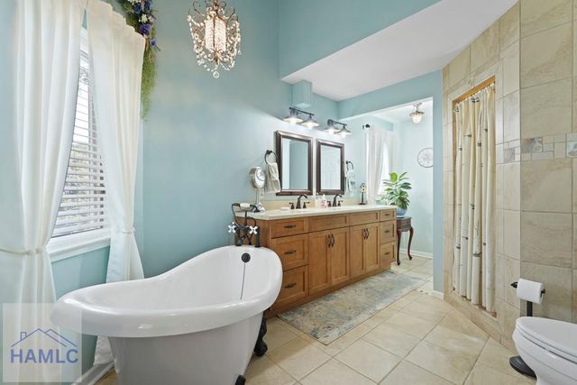 10 Pinetree Road, Midway, GA 31320