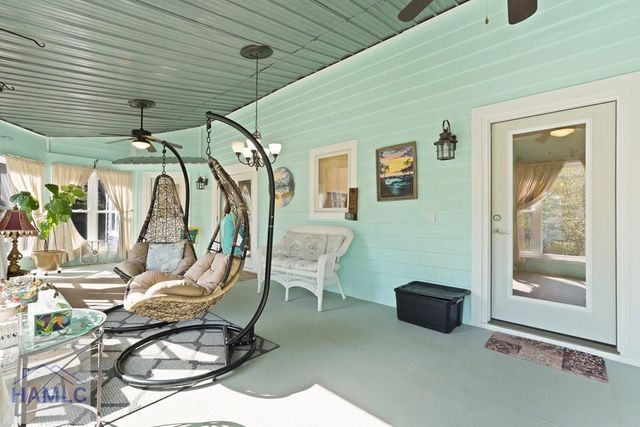 10 Pinetree Road, Midway, GA 31320