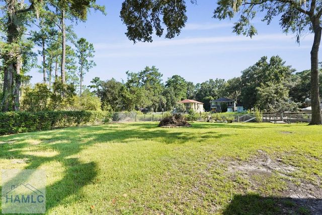10 Pinetree Road, Midway, GA 31320