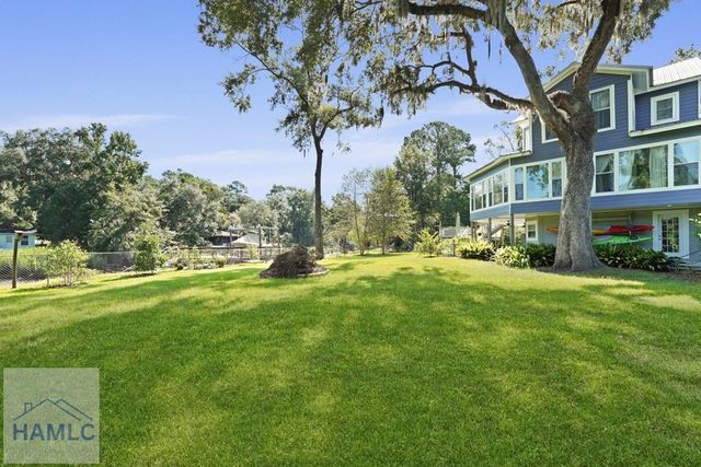 10 Pinetree Road, Midway, GA 31320