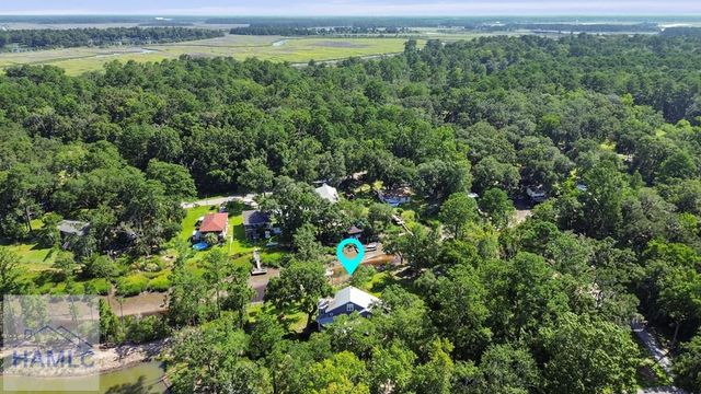 10 Pinetree Road, Midway, GA 31320