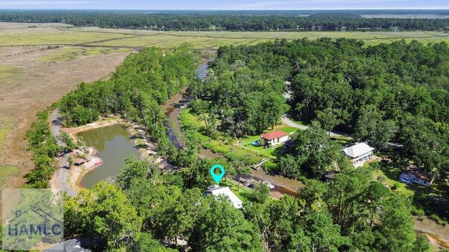 10 Pinetree Road, Midway, GA 31320