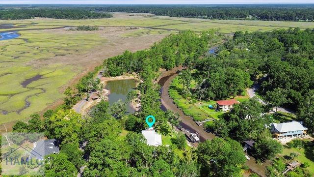 10 Pinetree Road, Midway, GA 31320