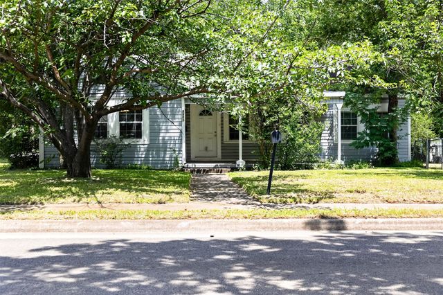 3901 Moulton Street, Greenville, TX 75401