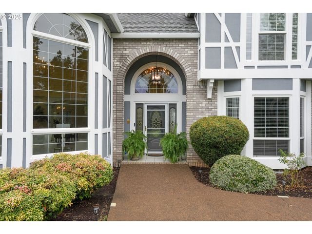 36313 BLUEBERRY Dr, Lebanon, OR 97355