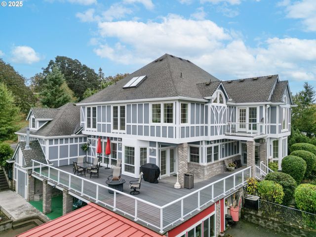 36313 BLUEBERRY Dr, Lebanon, OR 97355