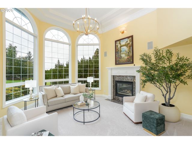 36313 BLUEBERRY Dr, Lebanon, OR 97355