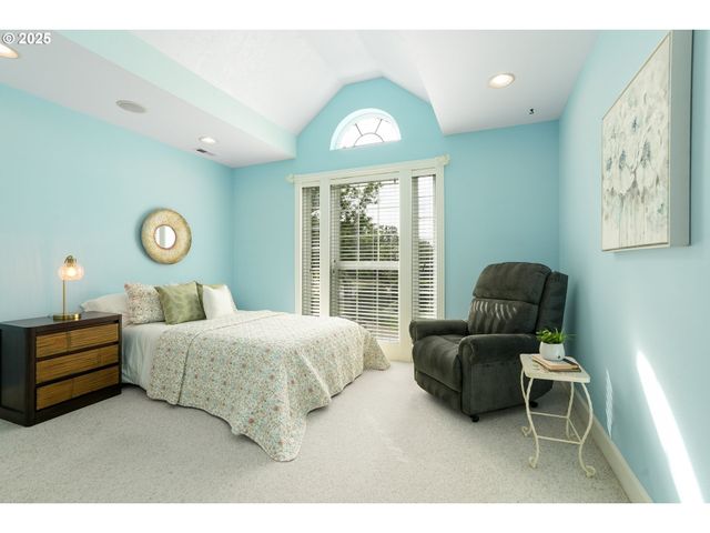 36313 BLUEBERRY Dr, Lebanon, OR 97355