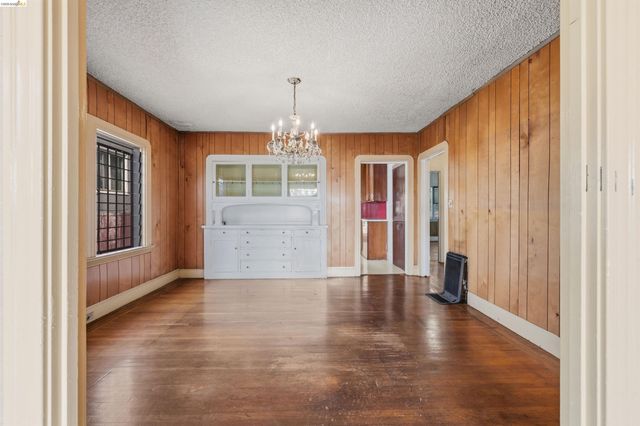 2939 57Th Ave, Oakland, CA 94605