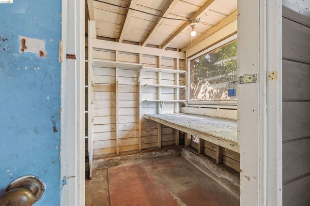 2939 57Th Ave, Oakland, CA 94605