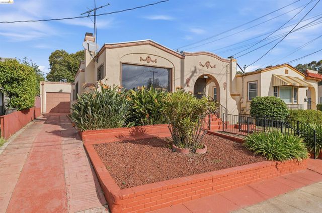 2939 57Th Ave, Oakland, CA 94605