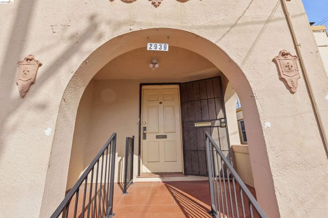 2939 57Th Ave, Oakland, CA 94605