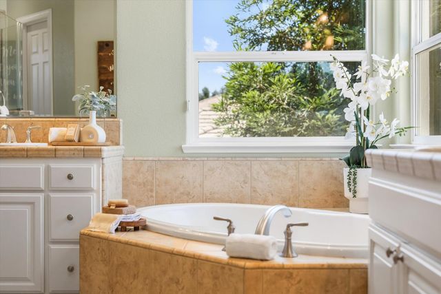 8172 Anastasia Way, El Dorado Hills, CA 95762