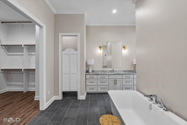 9865 Norris Ferry, Shreveport, LA 71106