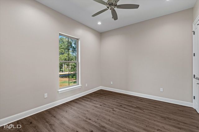 9865 Norris Ferry, Shreveport, LA 71106
