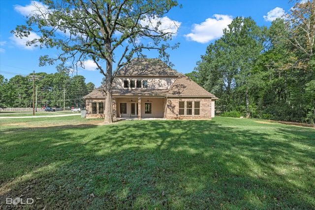 9865 Norris Ferry, Shreveport, LA 71106