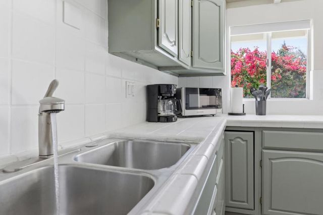 367 Fay Way, Mountain View, CA 94043