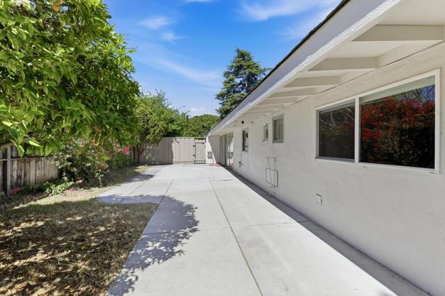 367 Fay Way, Mountain View, CA 94043