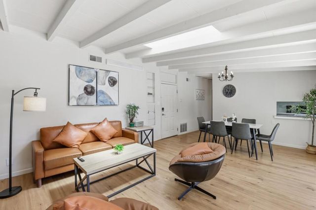 367 Fay Way, Mountain View, CA 94043