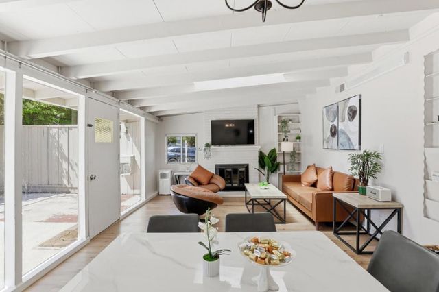 367 Fay Way, Mountain View, CA 94043