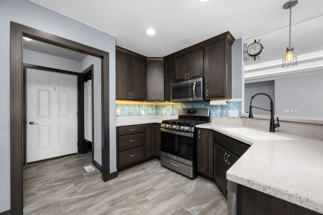 125 W Pinehurst Drive 0, Eldridge, IA 52748