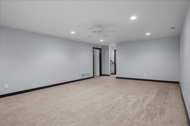 125 W Pinehurst Drive 0, Eldridge, IA 52748