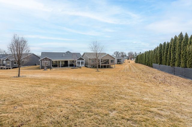 125 W Pinehurst Drive 0, Eldridge, IA 52748