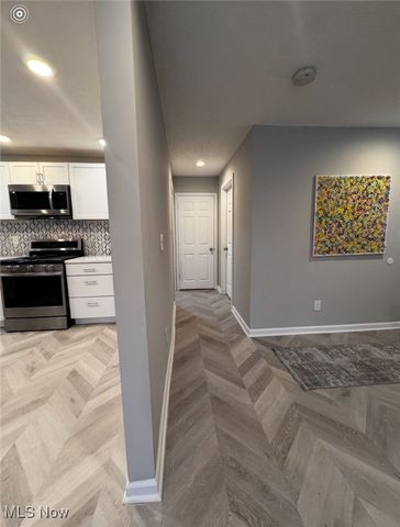 4206 Orchard Park Drive, Parma, OH 44134