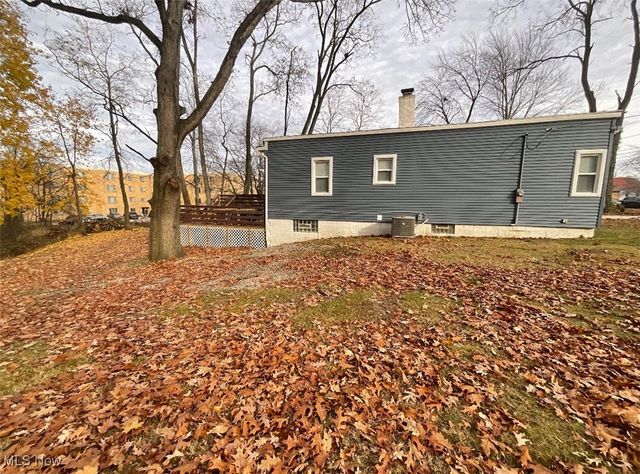 4206 Orchard Park Drive, Parma, OH 44134