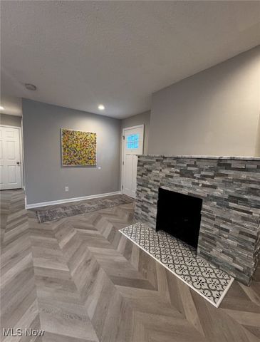 4206 Orchard Park Drive, Parma, OH 44134