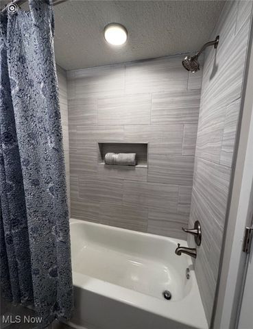 4206 Orchard Park Drive, Parma, OH 44134