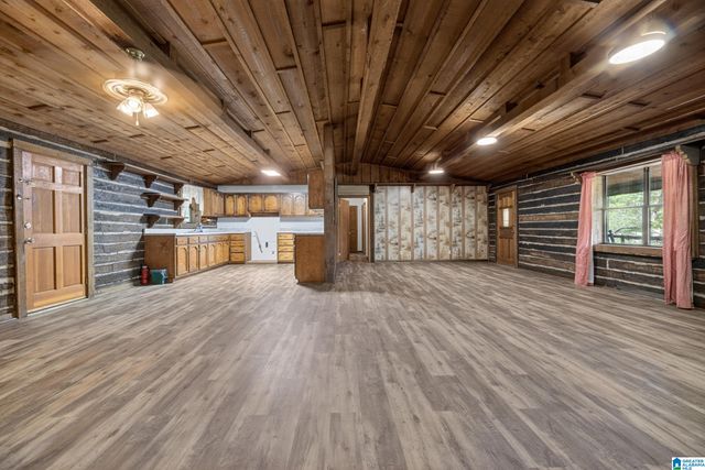 325 GRIZZLE LANE, Talladega, AL 35160