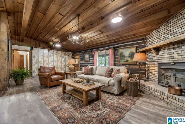 325 GRIZZLE LANE, Talladega, AL 35160