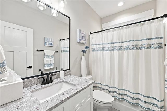 105 Stallion Drive, West End, NC 27376