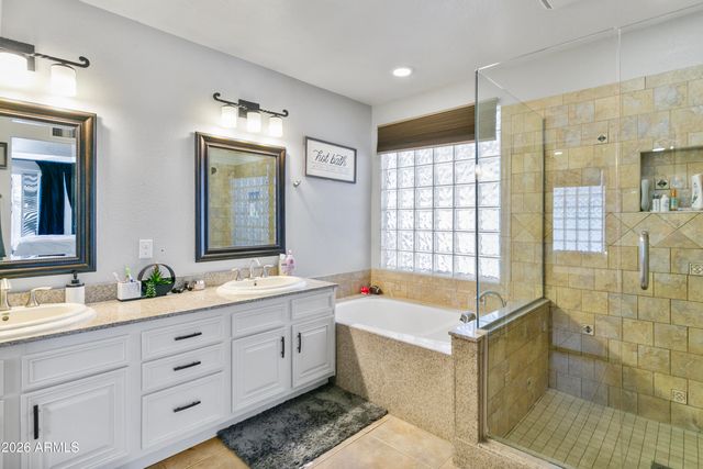6852 W IVANHOE Street, Chandler, AZ 85226