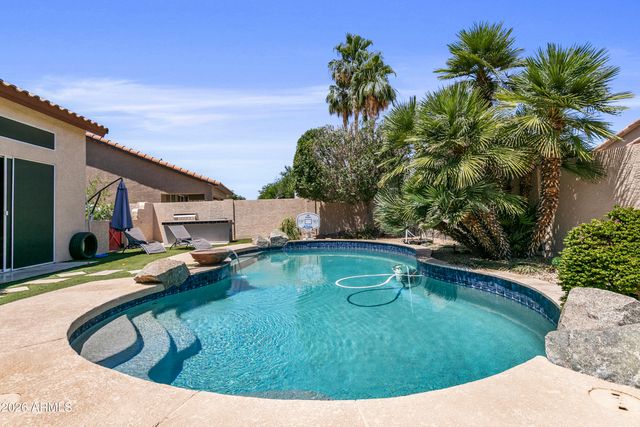 6852 W IVANHOE Street, Chandler, AZ 85226