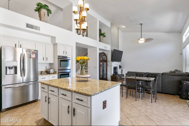 6852 W IVANHOE Street, Chandler, AZ 85226
