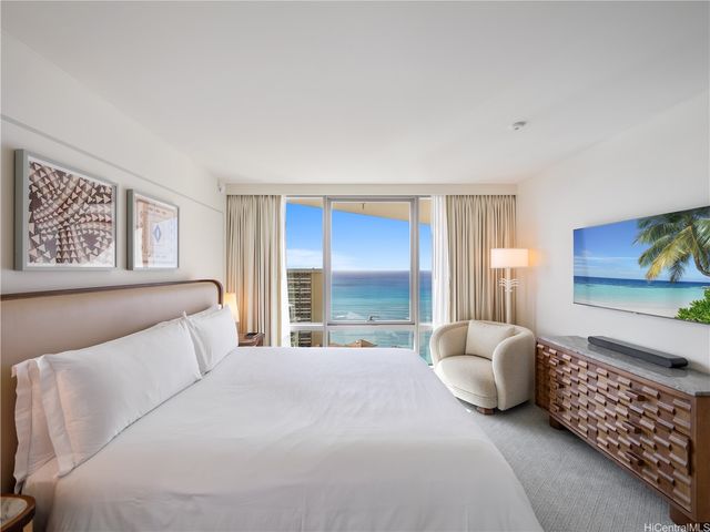 223 Saratoga Road 3302, Honolulu, HI 96815