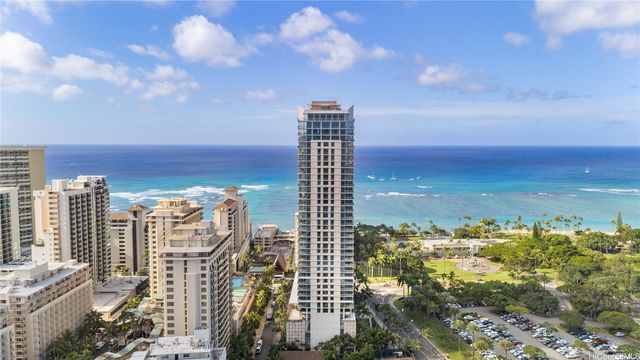 223 Saratoga Road 3302, Honolulu, HI 96815
