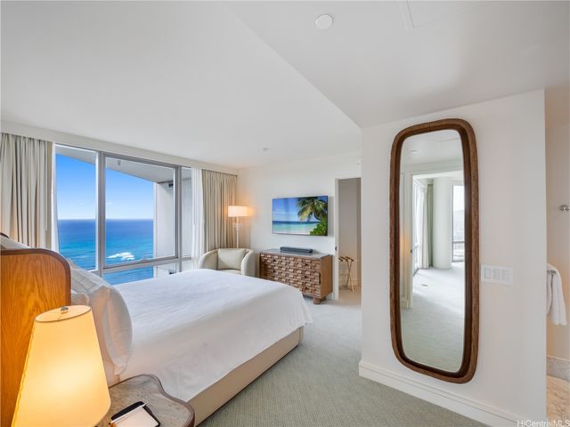 223 Saratoga Road 3302, Honolulu, HI 96815