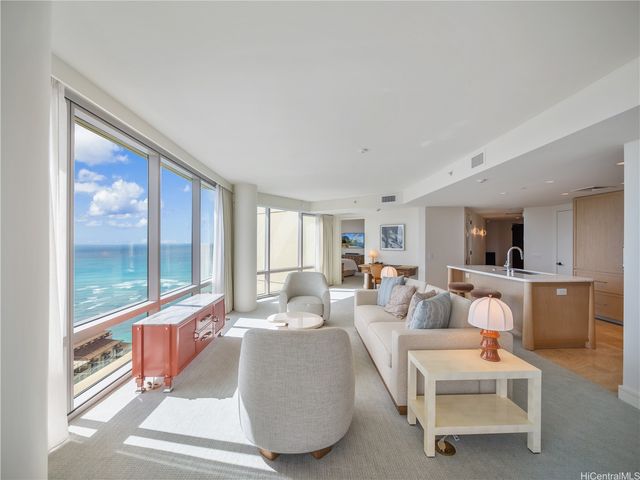 223 Saratoga Road 3302, Honolulu, HI 96815