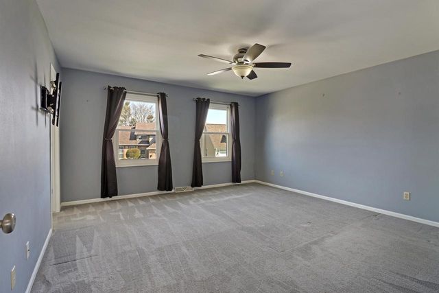 10931 67th PLACE, Kenosha, WI 53142
