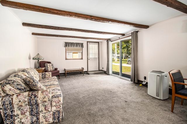 4488 S Oak, Fremont, MI 49412