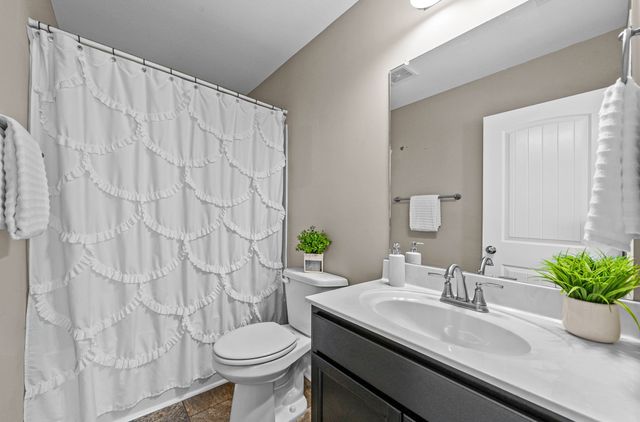 955 Big Sky Dr Apt J, Clarksville, TN 37040