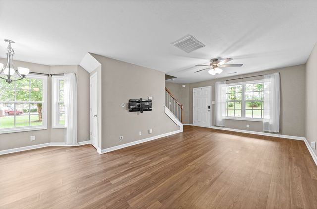 955 Big Sky Dr Apt J, Clarksville, TN 37040