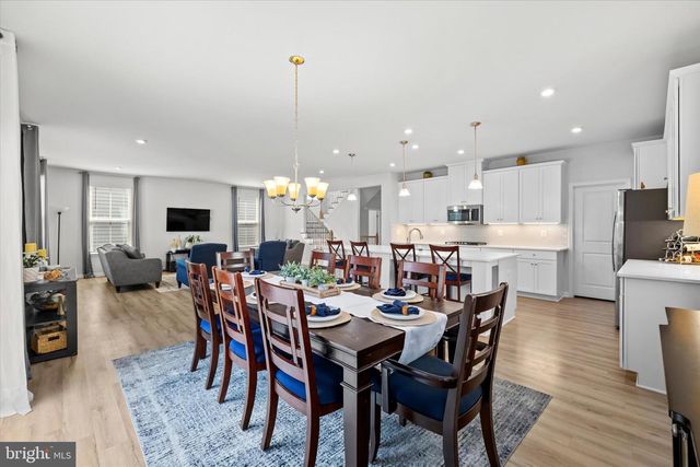 12528 SOUTHINGTON DR, Woodbridge, VA 22192