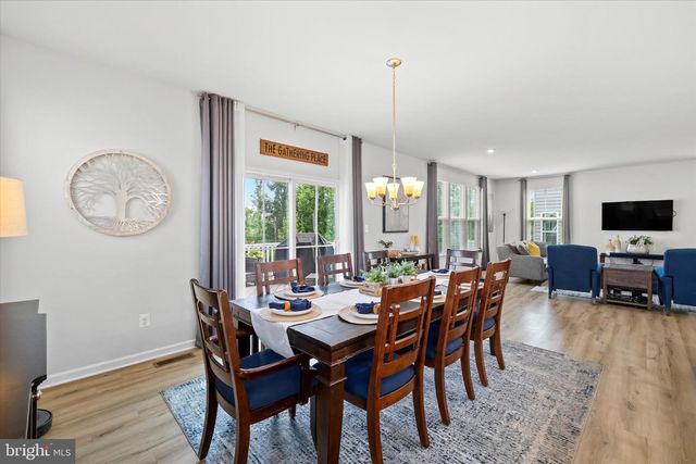 12528 SOUTHINGTON DR, Woodbridge, VA 22192