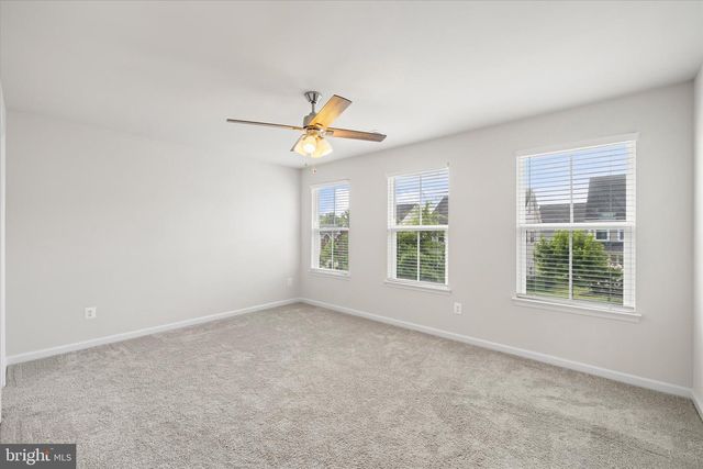 12528 SOUTHINGTON DR, Woodbridge, VA 22192