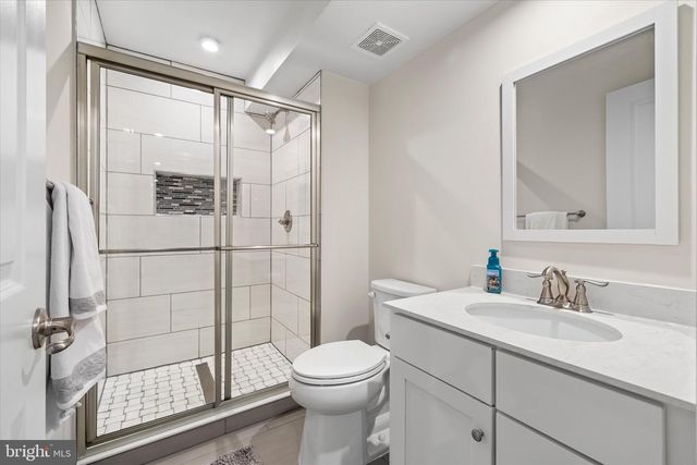 12528 SOUTHINGTON DR, Woodbridge, VA 22192