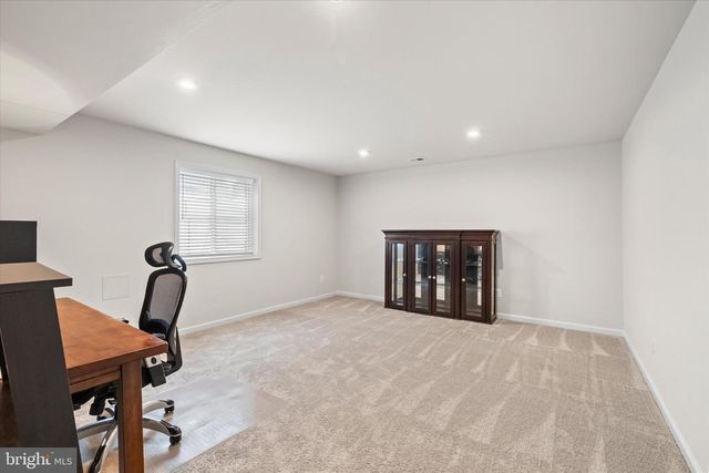 12528 SOUTHINGTON DR, Woodbridge, VA 22192
